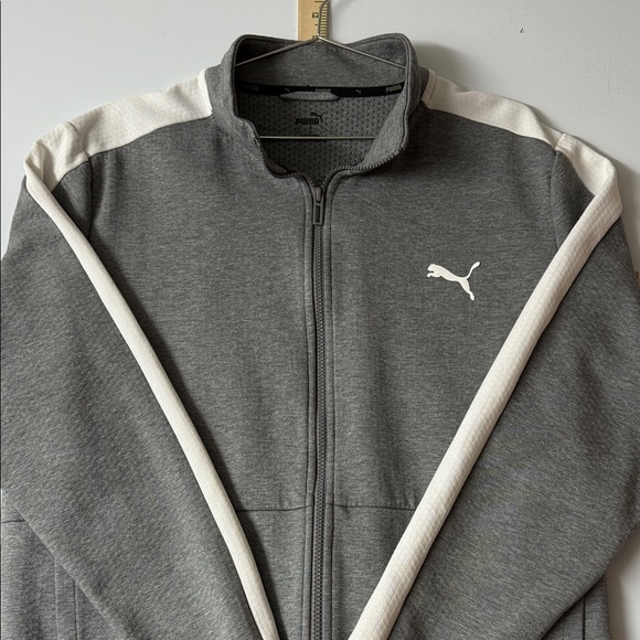 NWOT - Puma Men's Zip-Up Sweater in Gray and White - Picture 1 of 13